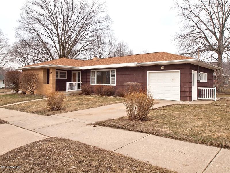 1001 15th St NE, Rochester, MN 55906