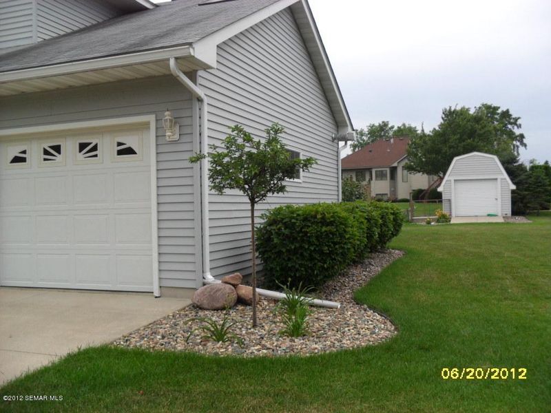 400 24th St SW, Austin, MN 55912