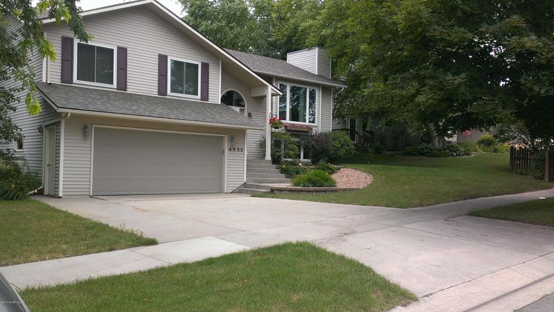 4532 3rd St NW, Rochester, MN 55901