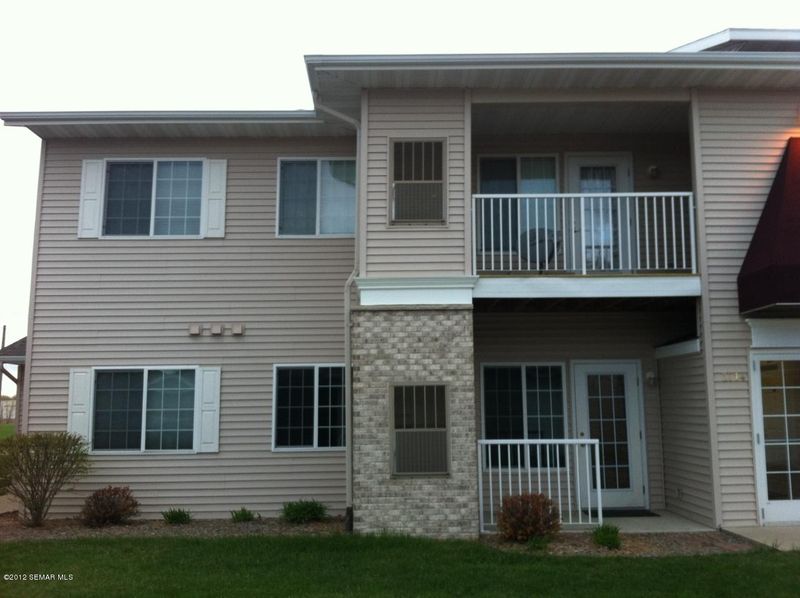 3714 9th St NW #A, Rochester, MN 55901
