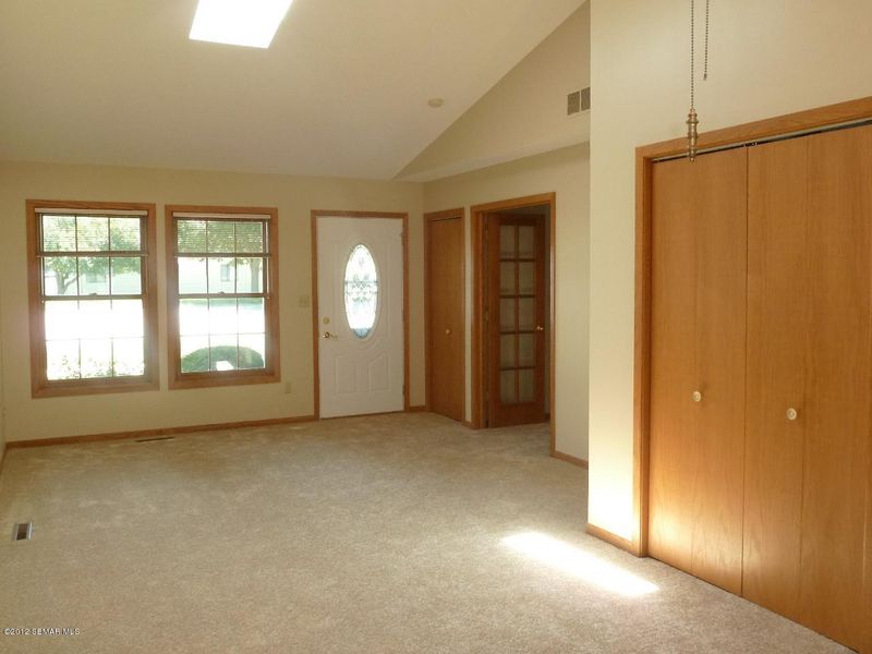 2207 Valleyhigh Dr NW, Rochester, MN 55901