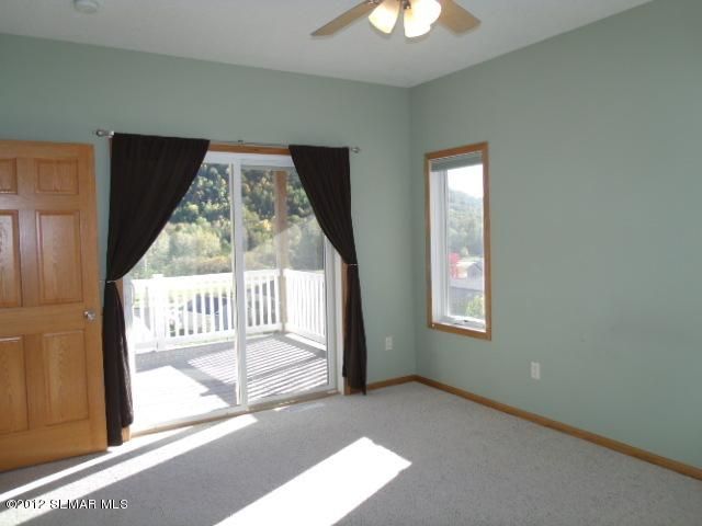 125 Bluffview Dr, Winona, MN 55987