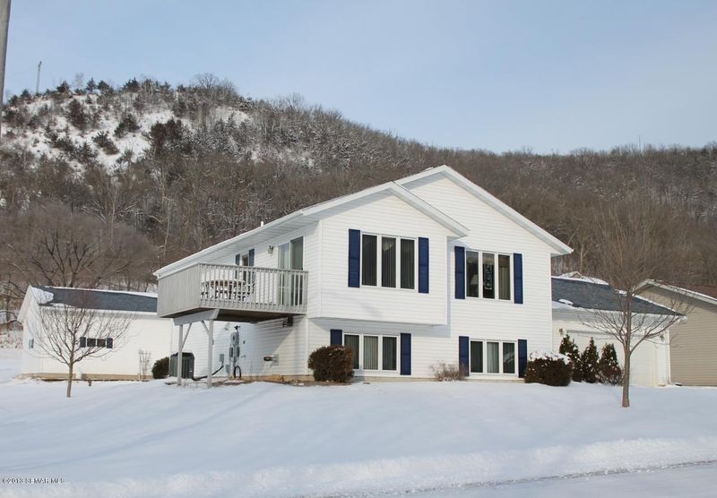 8650 E 8th St, Winona, MN 55987