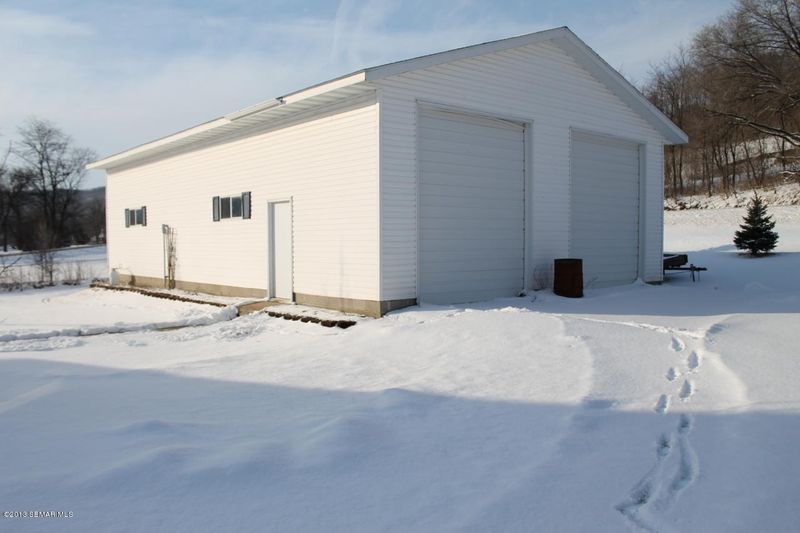 8650 E 8th St, Winona, MN 55987