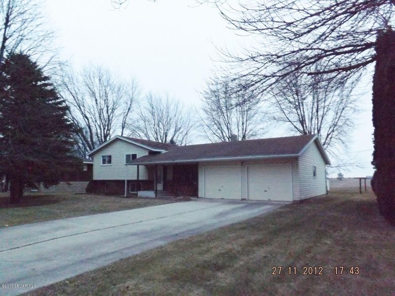 109 Centennial St E, Wykoff, MN 55990