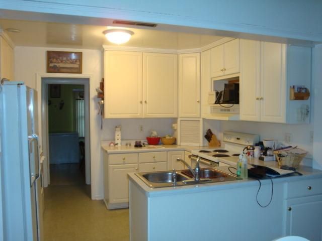 101 1st St NW, Dodge Center, MN 55927