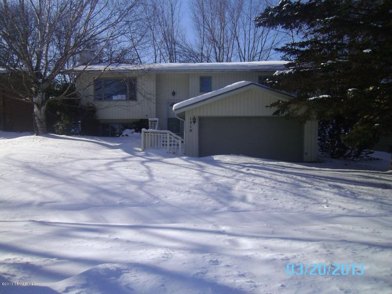 1310 32nd St NW, Rochester, MN 55901