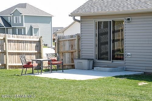 5335 Ridgeway Rd NW, Rochester, MN 55901