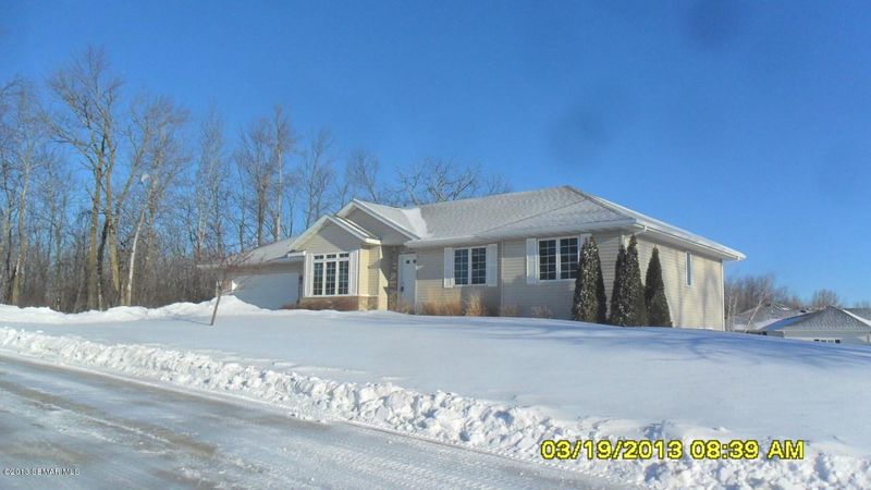 1320 20th St NE, Owatonna, MN 55060