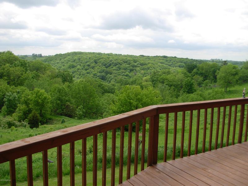 9412 Windwalker Rd, Caledonia, MN 55921