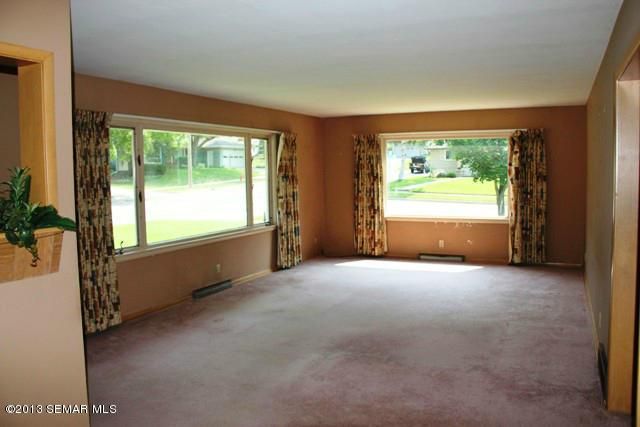 906 16th St NE, Rochester, MN 55906