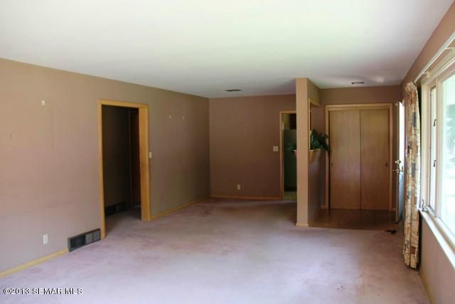 906 16th St NE, Rochester, MN 55906