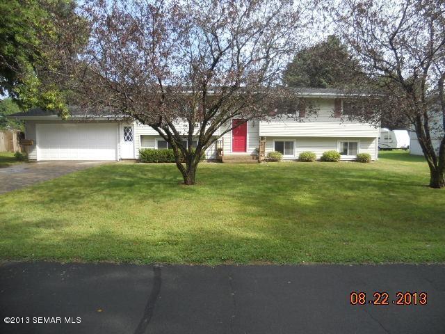 301 Iowa St SE, Racine, MN 55967