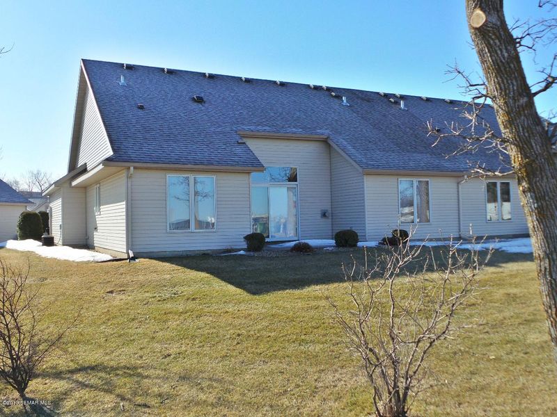 4911 Oaklawn Ln NW, Rochester, MN 55901