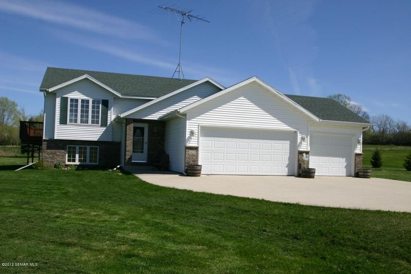 6423 Pagel Ln SE, Rochester, MN 55904