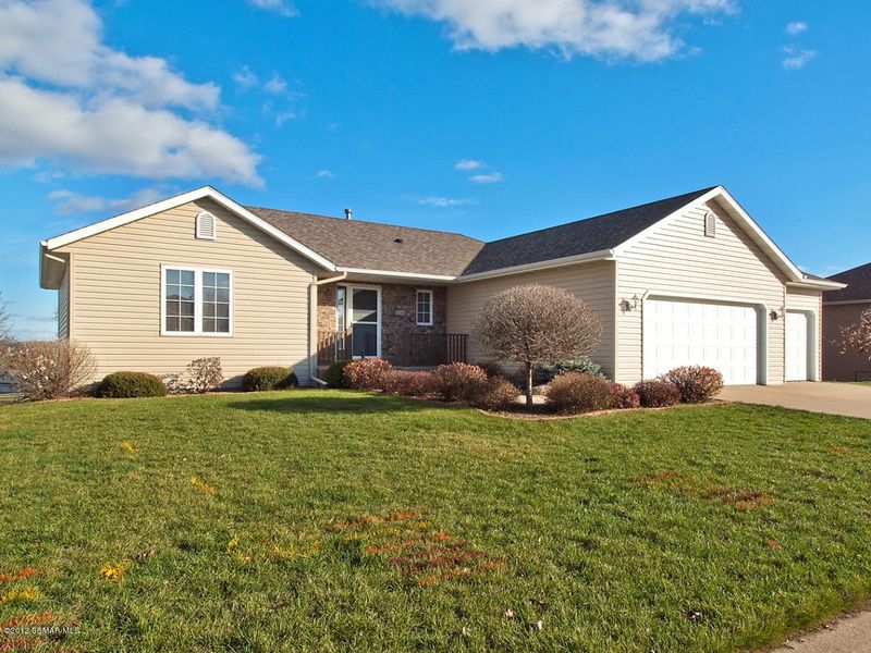 1016 Double Eagle Ave SE, Rochester, MN 55904