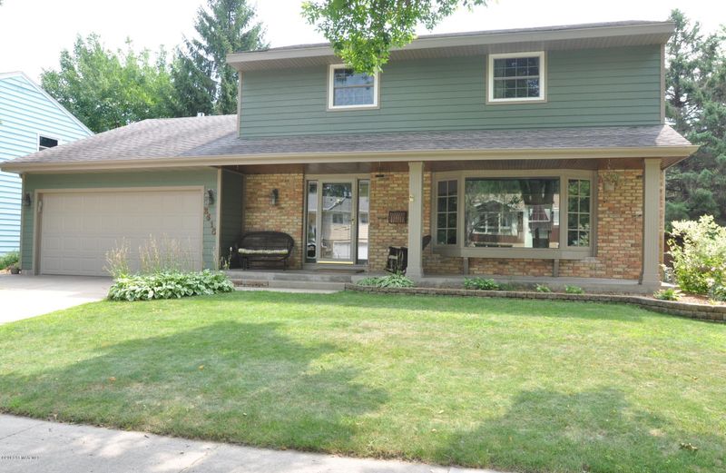 2418 5th Ave NW, Rochester, MN 55901