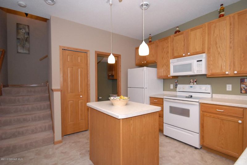 6281 30th Ave NW, Rochester, MN 55901