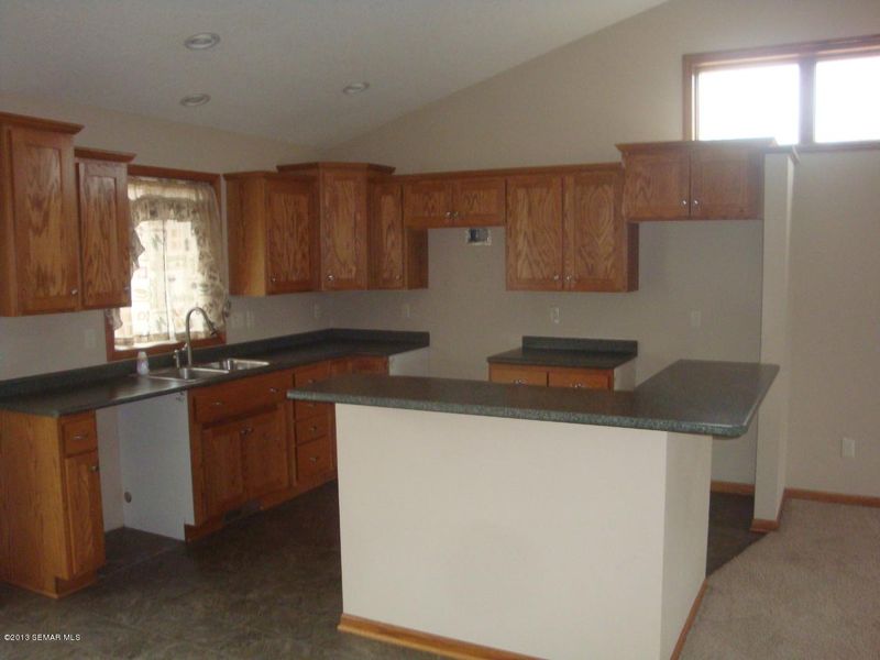 702 7th Ave SW, Pine Island, MN 55963