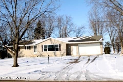 418 Front St E, Claremont, MN 55924