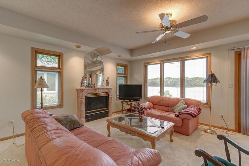 120 Salem Point Dr SW, Rochester, MN 55902
