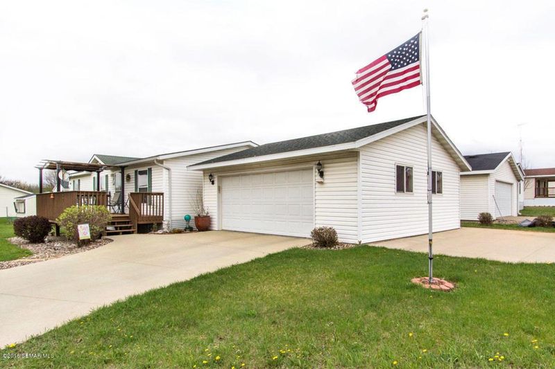 1211 S 10th St, Lake City, MN 55041