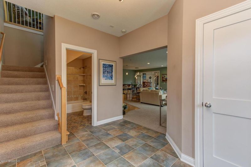 533 Panorama Cir NW, Rochester, MN 55901