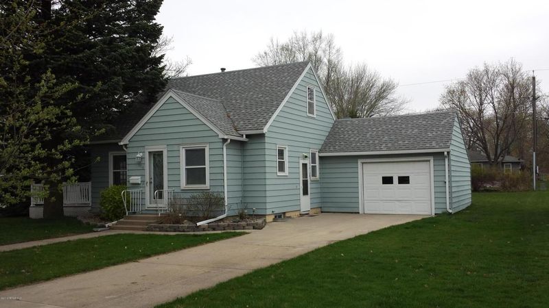 1510 4th Ave SW, Austin, MN 55912