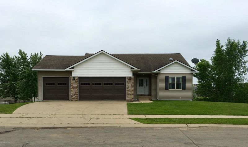3760 Blossom St NW, Rochester, MN 55901