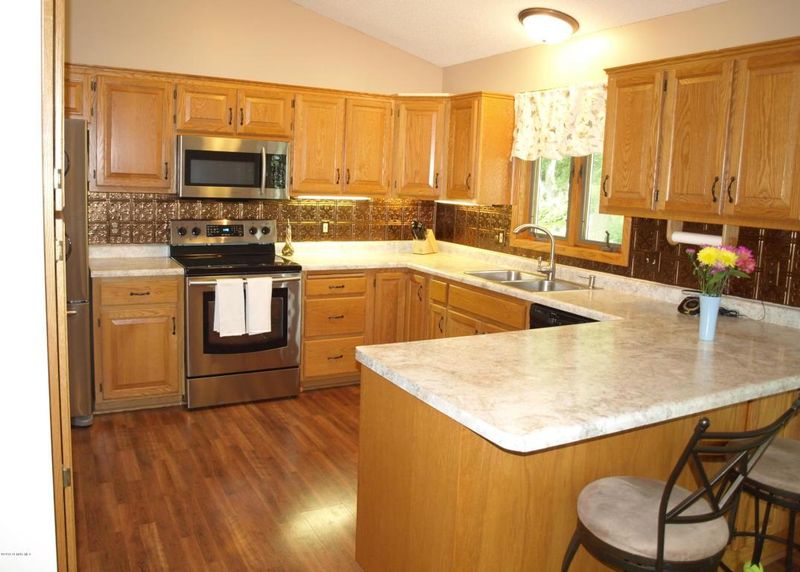 496 43rd Ave NW, Rochester, MN 55901