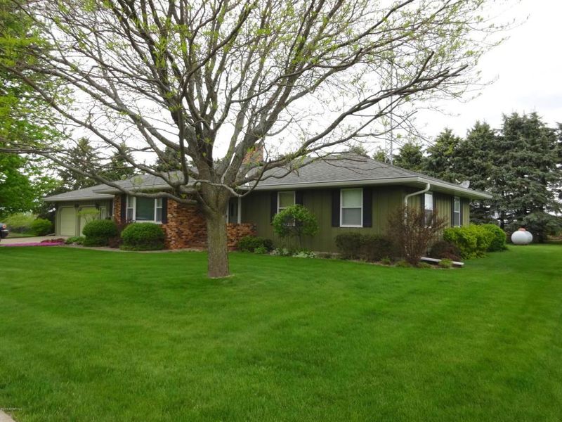 213 Kapplinger St, Kiester, MN 56051