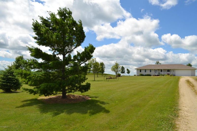 49215 230th Ave, Pine Island, MN 55963