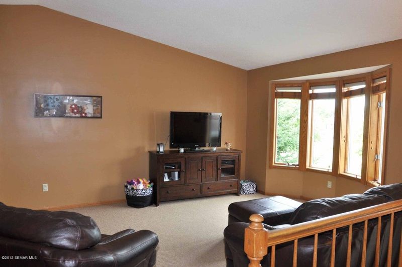 2030 23 1/2 St SE, Rochester, MN 55904