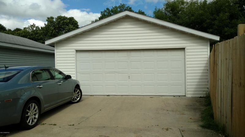 1230 5th Ave SE, Rochester, MN 55904