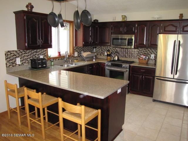 19519 County Road 39, Saint Charles, MN 55972