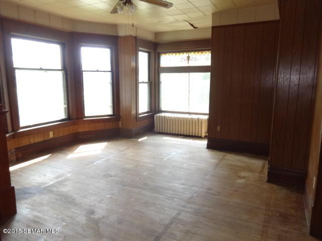 104 3rd Ave SW, Kasson, MN 55944
