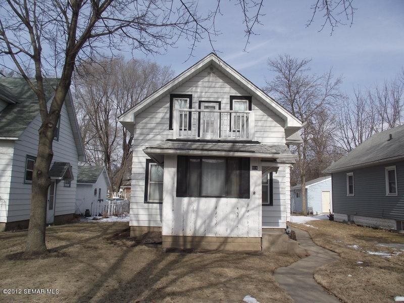814 8th Ave SW, Austin, MN 55912