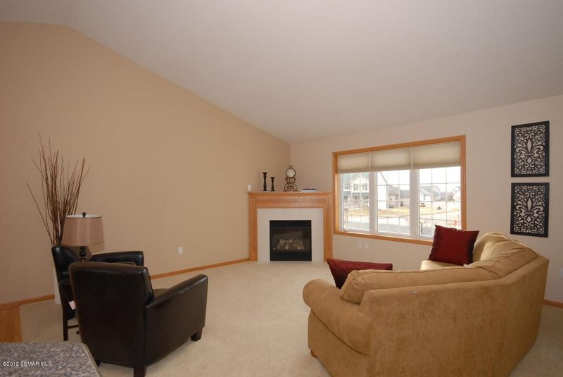 2536 Boulder Ridge Dr NW, Rochester, MN 55901