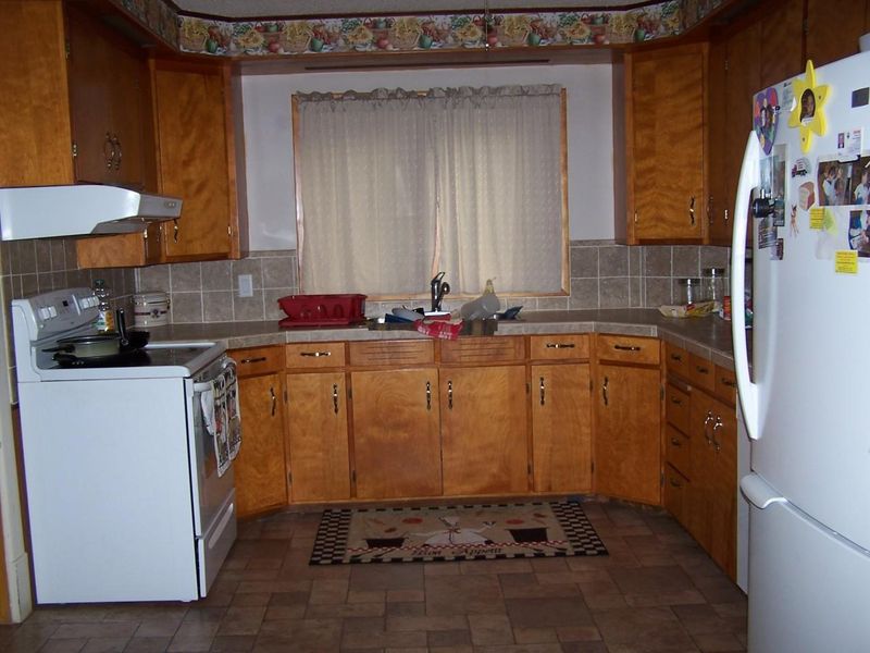 109 7th St NW, Austin, MN 55912