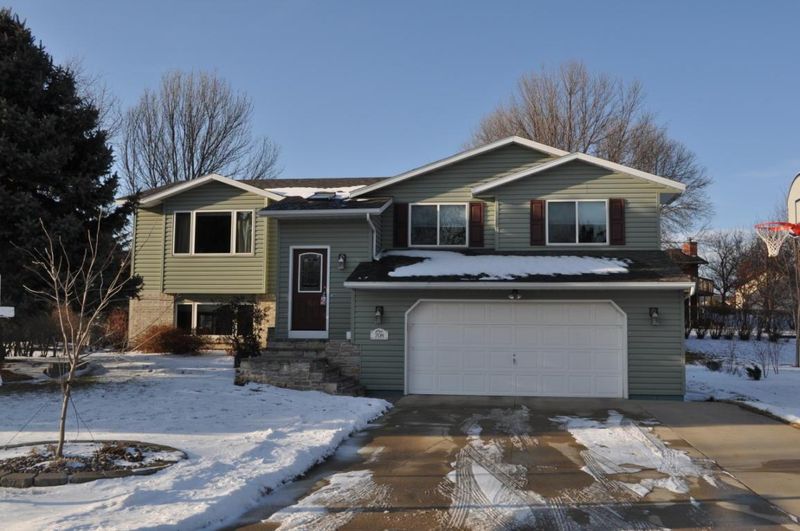 708 3rd Ave NW, Byron, MN 55920