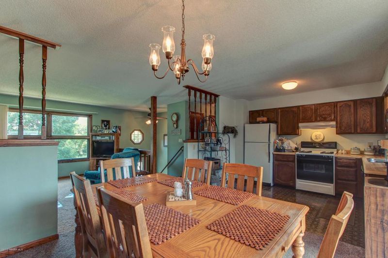 4449 Maple St SE, Rochester, MN 55904