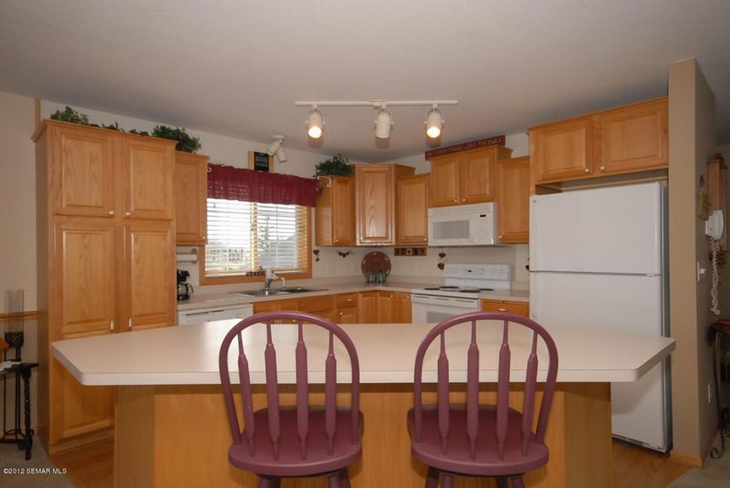661 Shardlow Pl NE, Byron, MN 55920