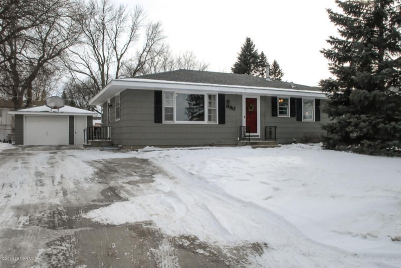 630 22nd St NE, Rochester, MN 55906