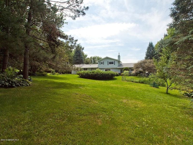 5515 Saint Mary Dr NW, Rochester, MN 55901