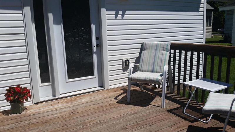 109 E Elm St, Houston, MN 55943