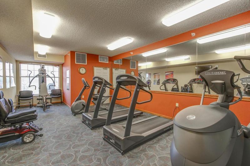 1880 3rd Ave NW #309, Rochester, MN 55901