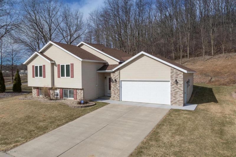 3421 Lake St NW, Rochester, MN 55901