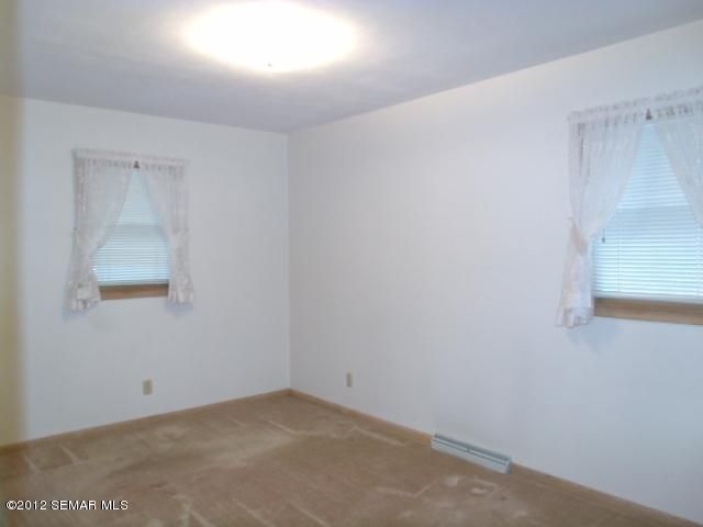 631 W 12th St, Winona, MN 55987