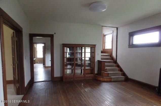 304 S Broadway Ave, New Richland, MN 56072