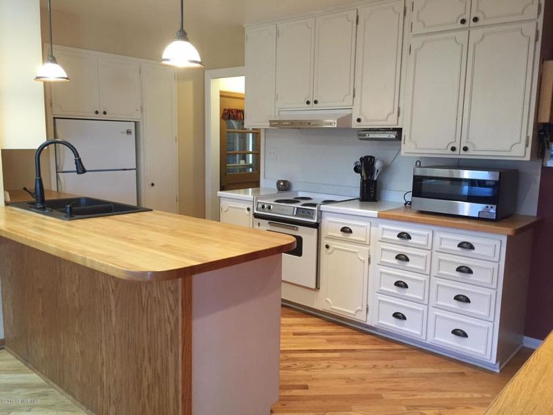 1408 2nd Ave SW, Austin, MN 55912